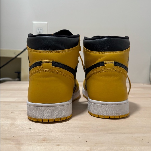 Air Jordan 1 Retro High OG_Pollen Size 12 - Picture 2 of 5